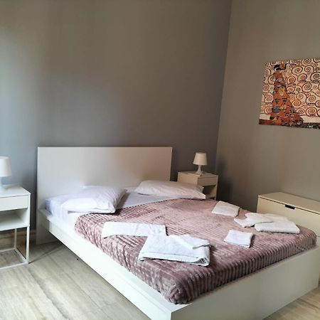 Old Bakery Two Bed Room Apartment Roma Esterno foto